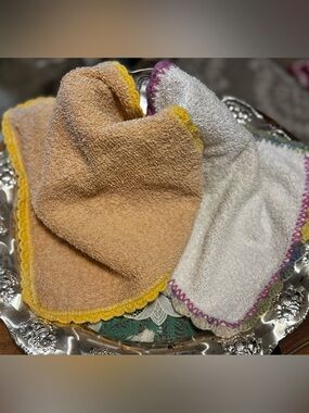 Vintage Facecloths Set of 2✨